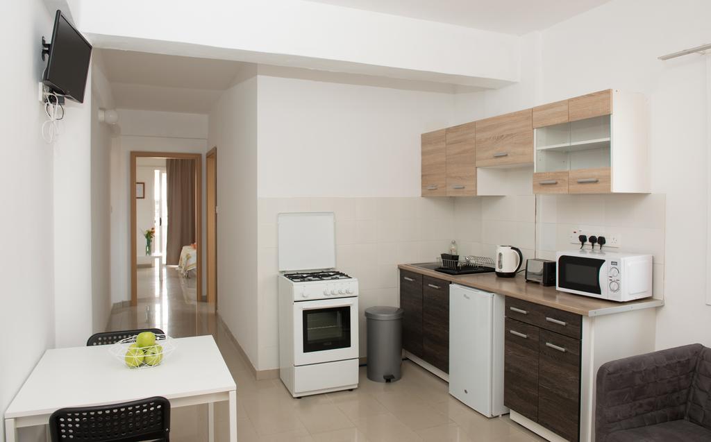 Valentinos Apartments Pafos Exterior foto