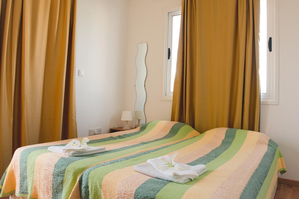 Valentinos Apartments Pafos Exterior foto