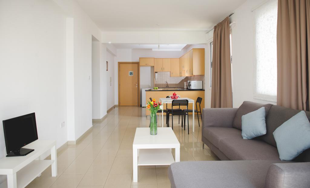 Valentinos Apartments Pafos Exterior foto