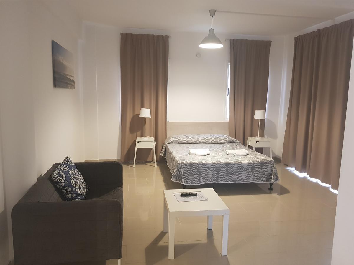 Valentinos Apartments Pafos Exterior foto