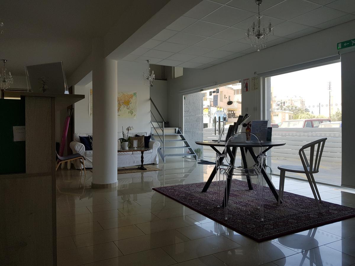 Valentinos Apartments Pafos Exterior foto