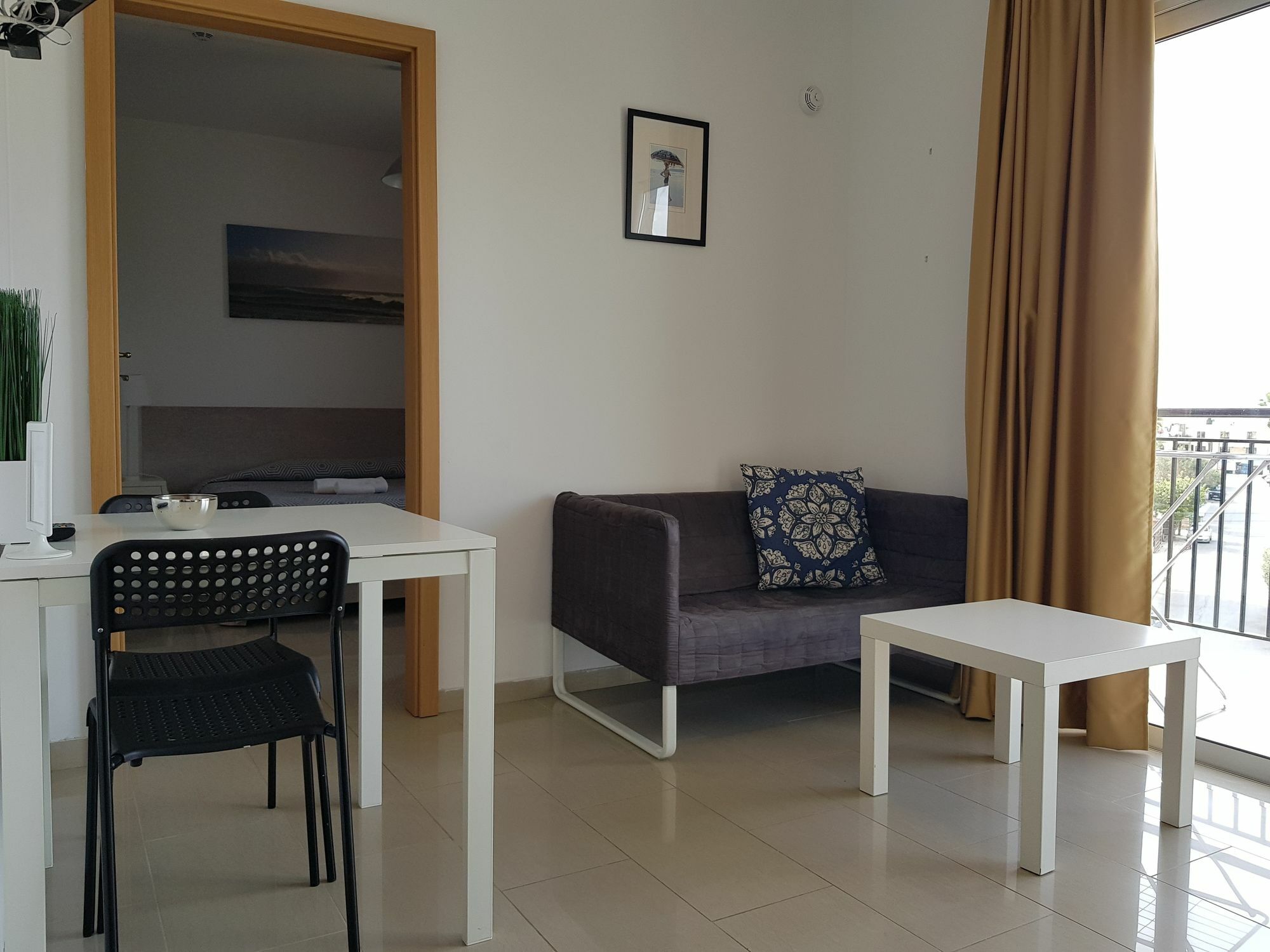 Valentinos Apartments Pafos Exterior foto